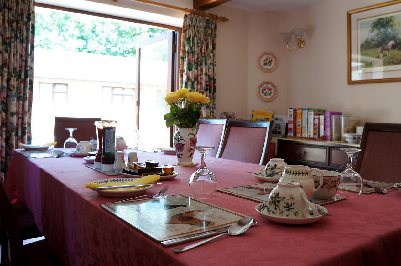 The Olde Barn Bed and Breakfast Lymington Exterior foto